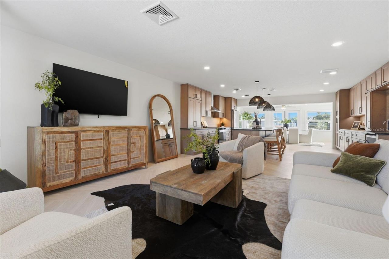 501 65th Street , Holmes Beach, FL 34217 Photo
