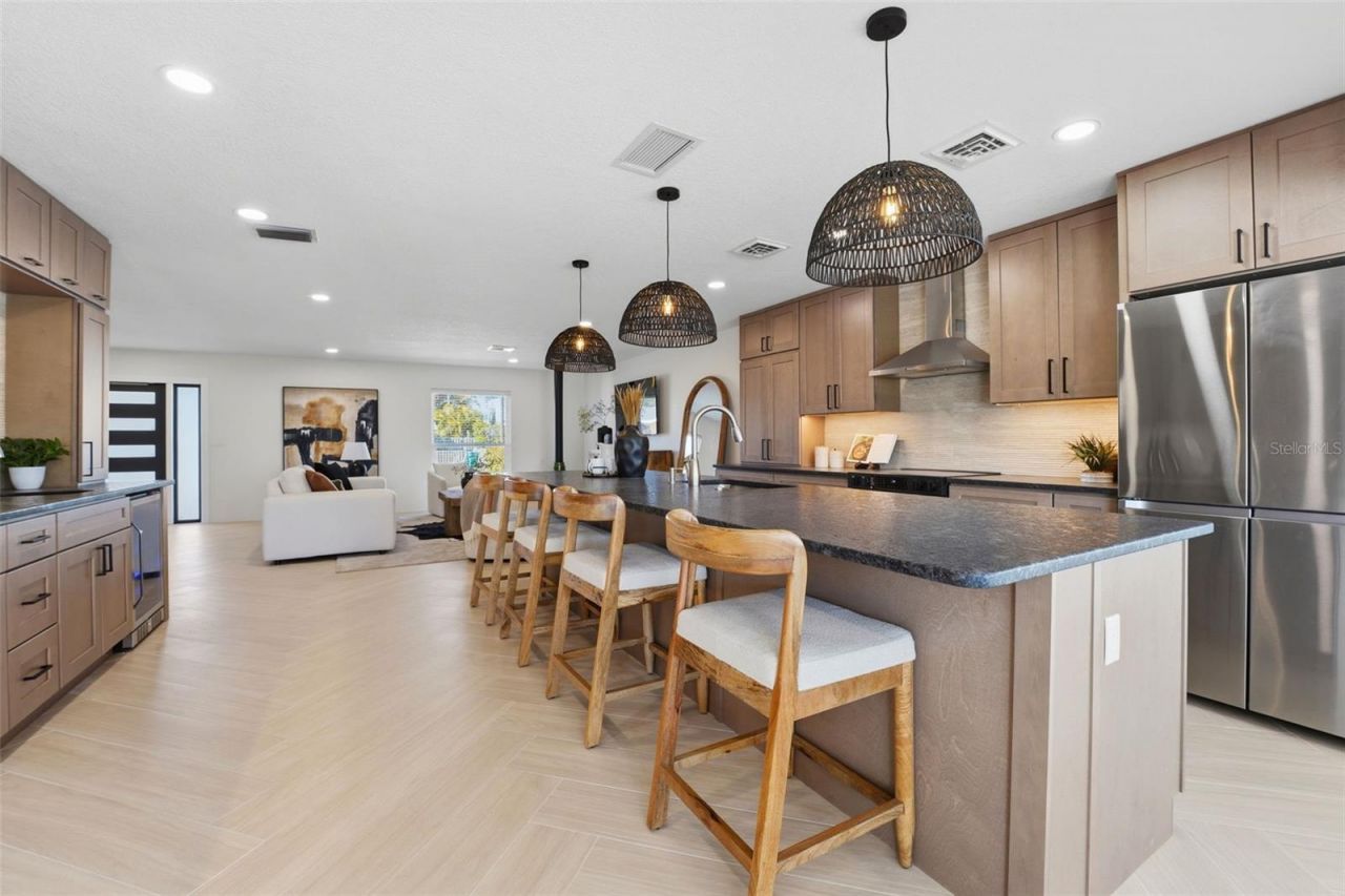 501 65th Street , Holmes Beach, FL 34217 Photo