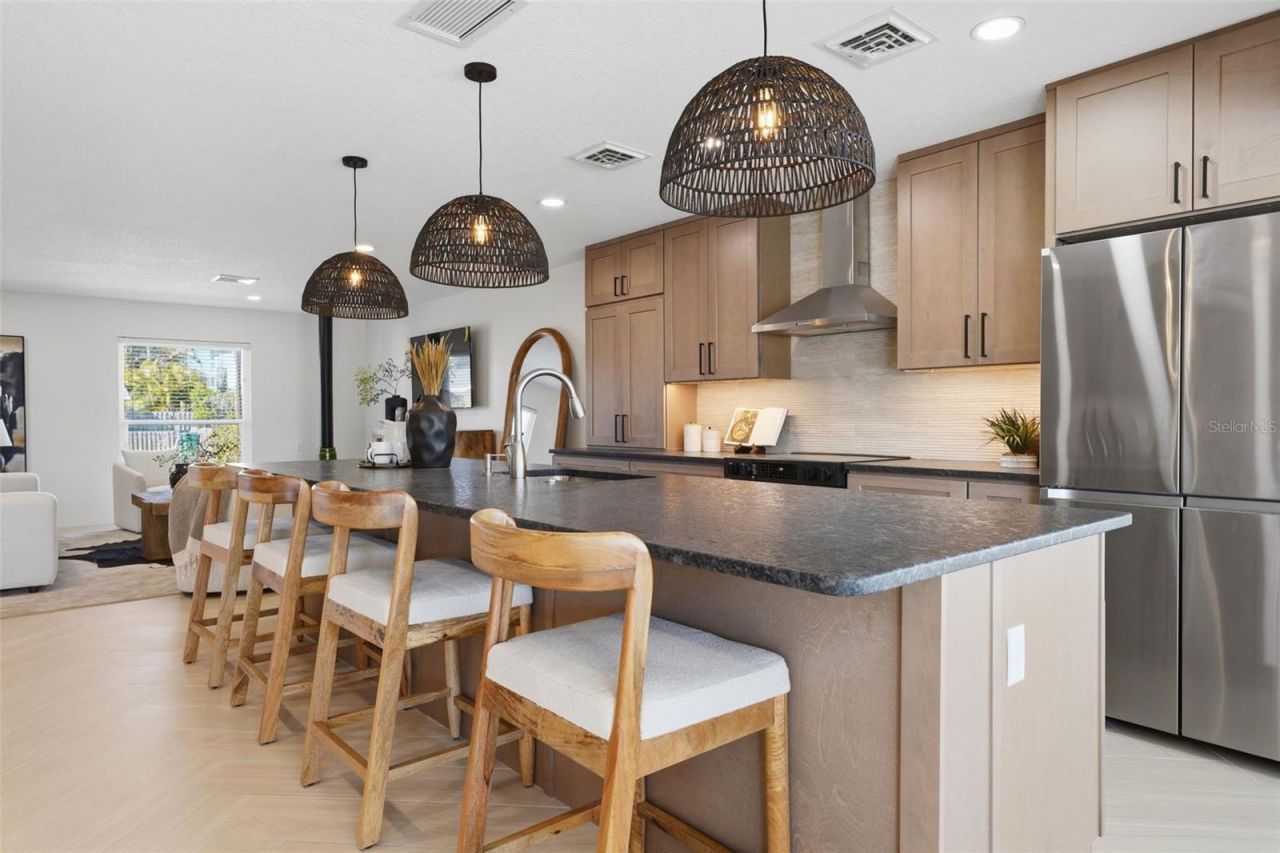 501 65th Street , Holmes Beach, FL 34217 Photo