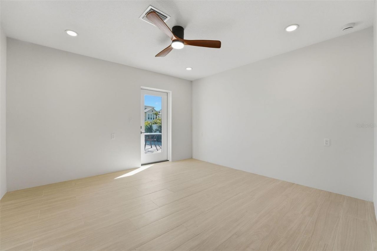 501 65th Street , Holmes Beach, FL 34217 Photo