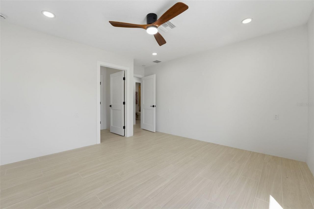 501 65th Street , Holmes Beach, FL 34217 Photo
