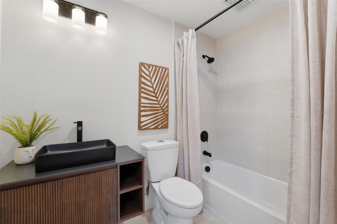 501 65th Street , Holmes Beach, FL 34217 Photo