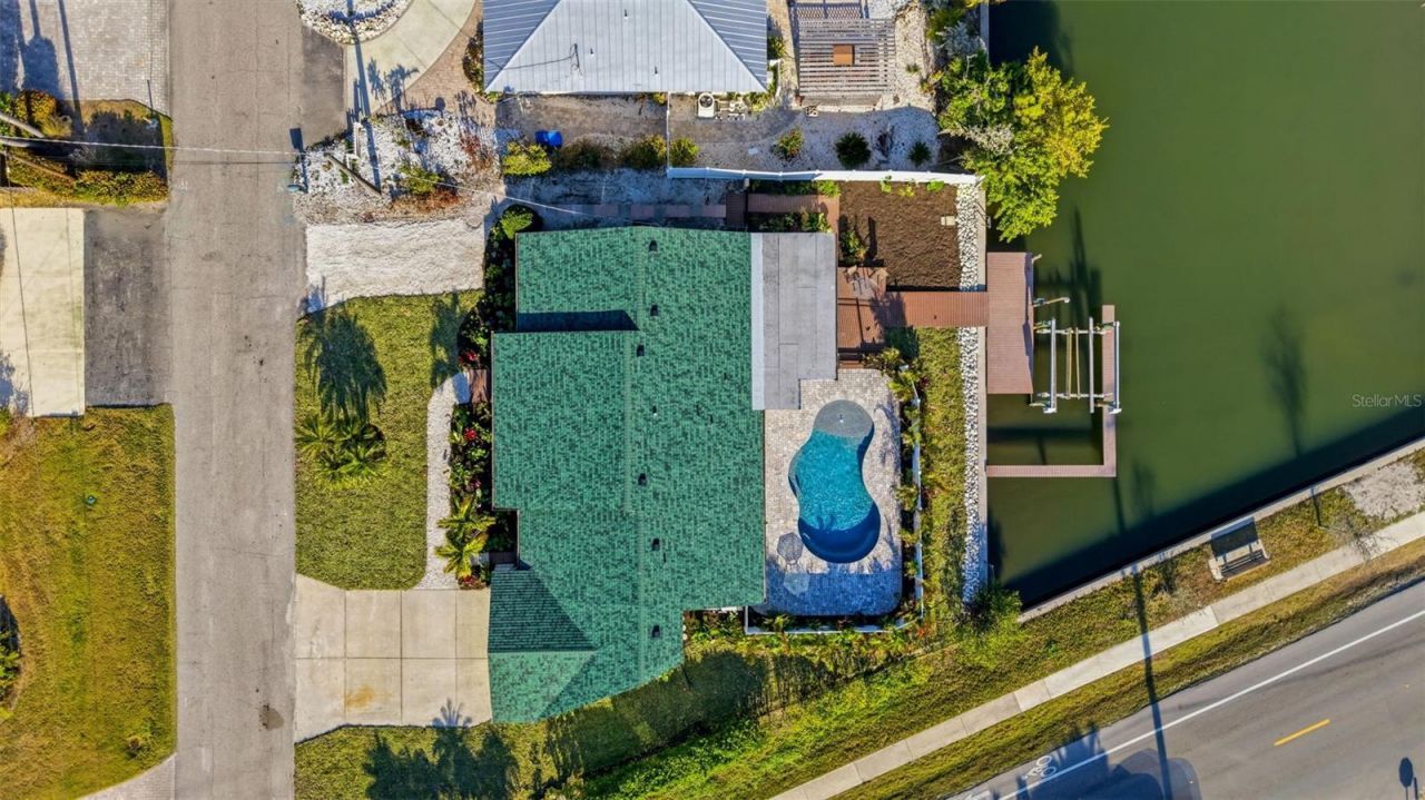 501 65th Street , Holmes Beach, FL 34217 Photo