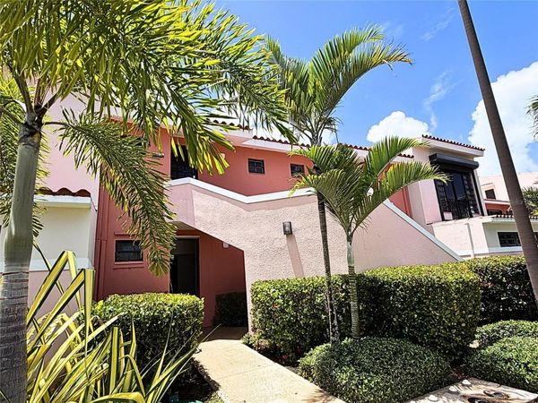 185 CANDELERO DRIVE, Unit 672, HUMACAO, PR 00791