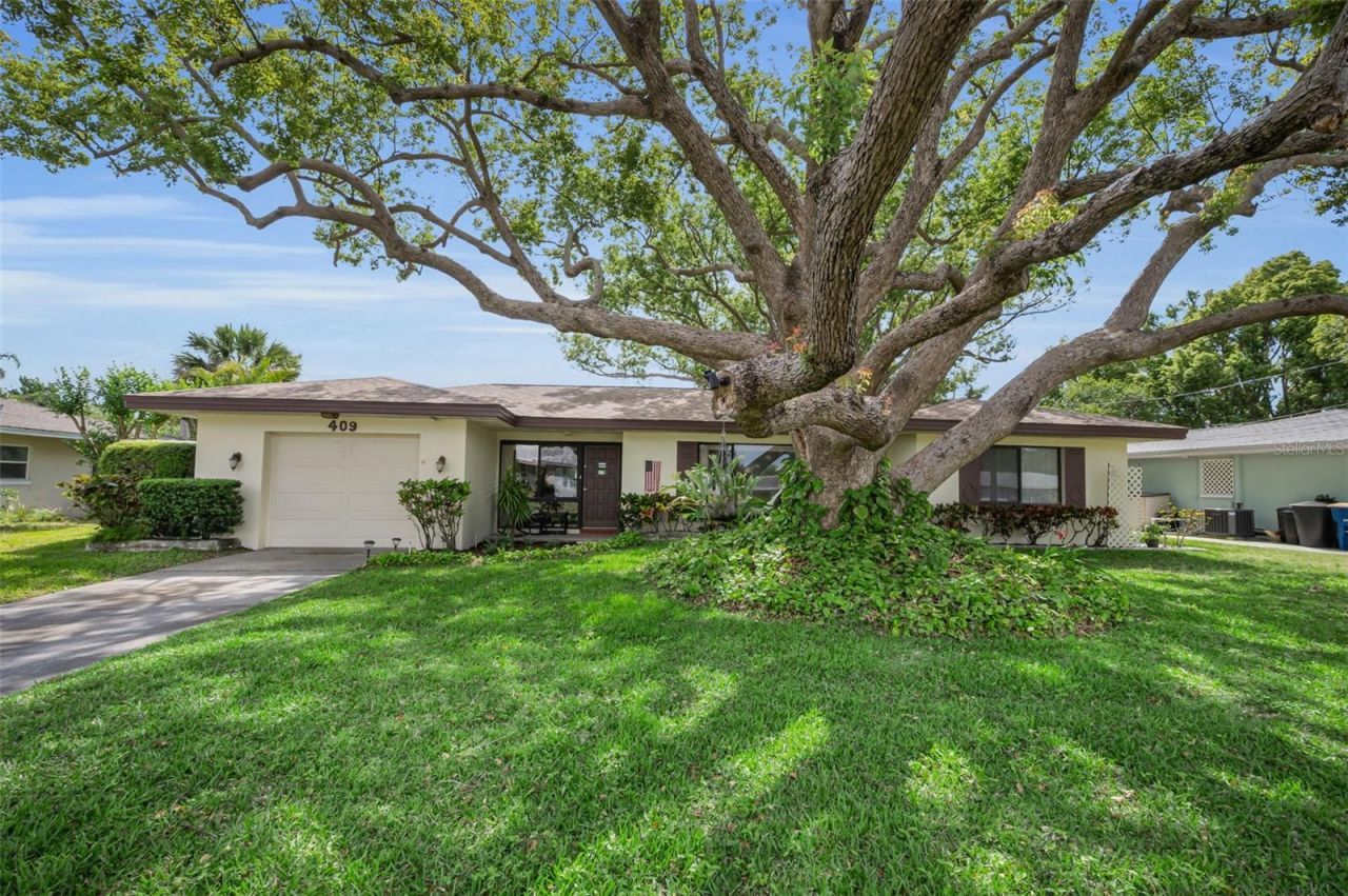 409 Graham Drive, Clearwater, FL 33765 Photo