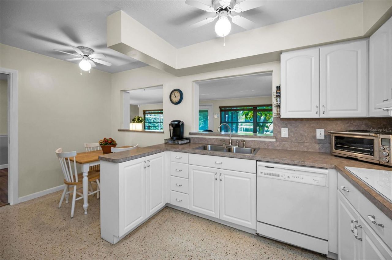 409 Graham Drive, Clearwater, FL 33765 Photo