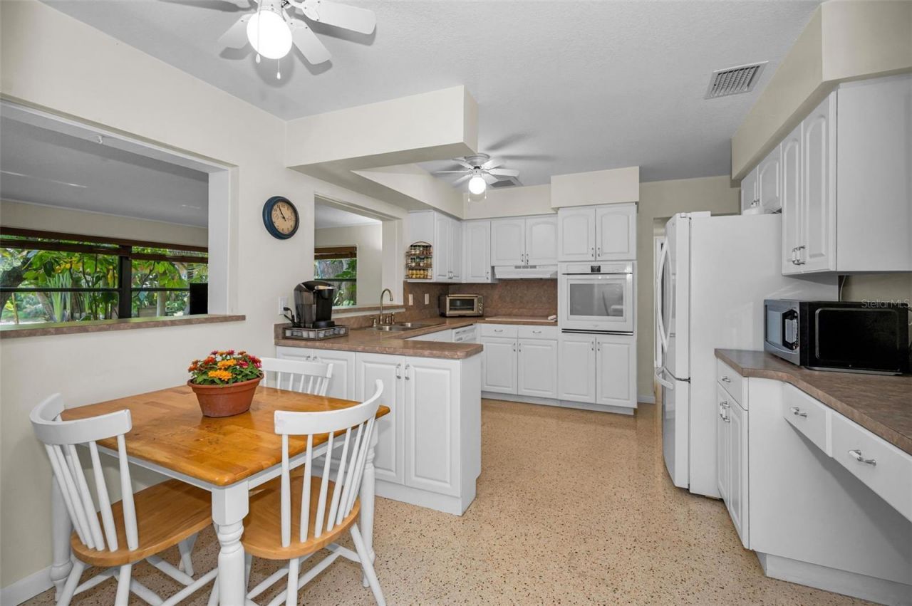 409 Graham Drive, Clearwater, FL 33765 Photo