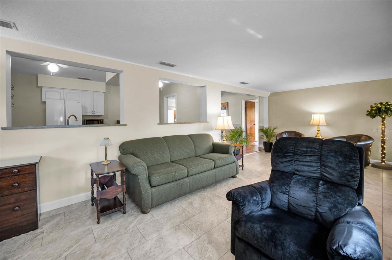 409 Graham Drive, Clearwater, FL 33765 Photo