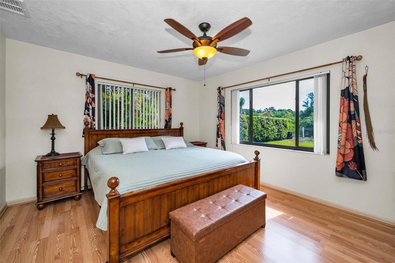 409 Graham Drive , Clearwater, FL 33765 Photo