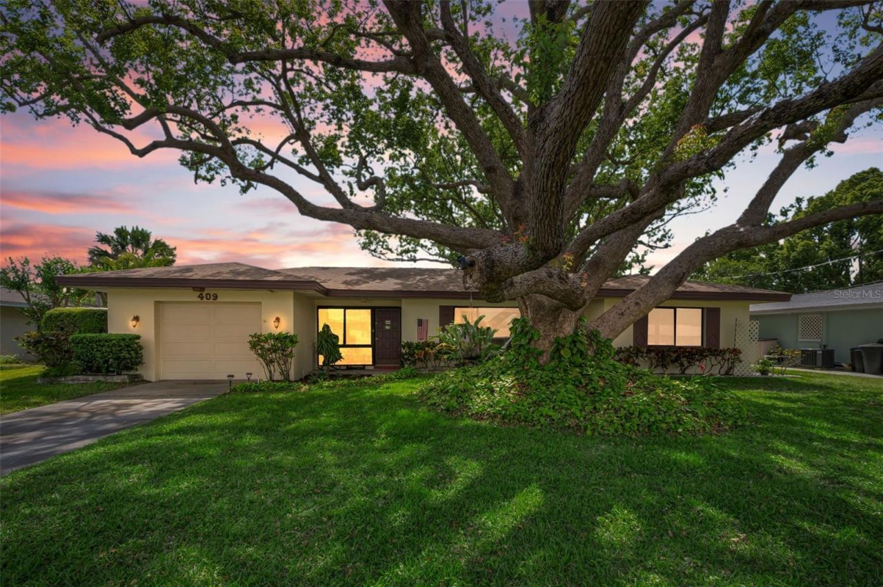 409 Graham Drive , Clearwater, FL 33765 Photo