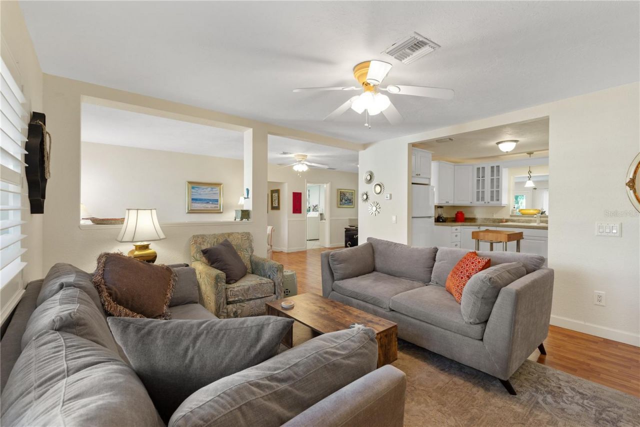 7860 Holiday Drive, Sarasota, FL 34231 Photo