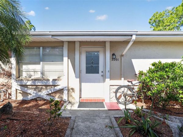 2201 HOLKHAM PLACE , SUN CITY CENTER, FL 33573