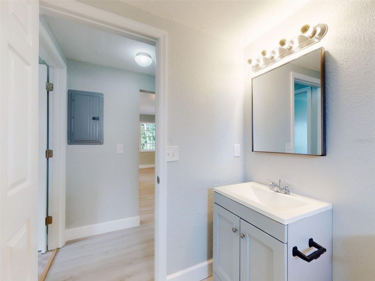 1103 Washington Street , New Smyrna Beach, FL 32168 Photo