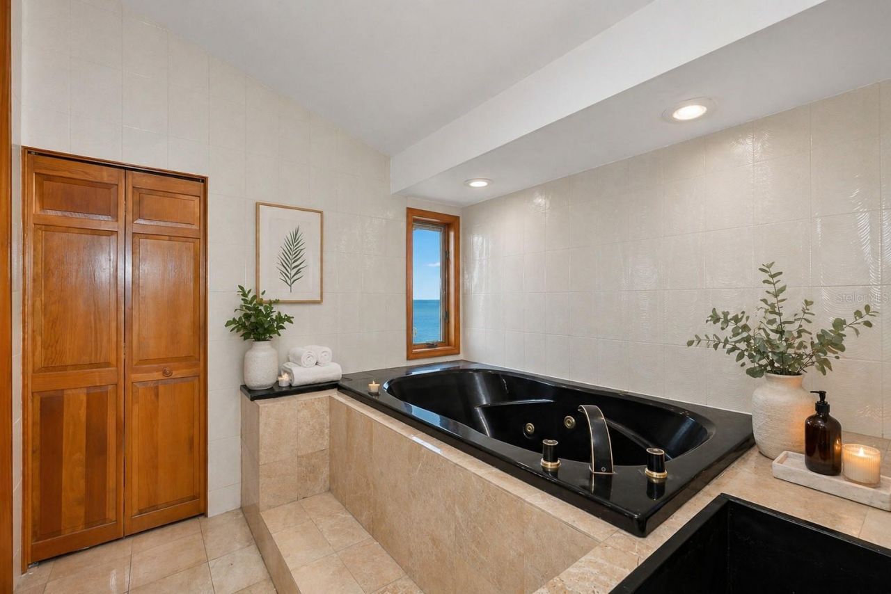 1021 Symphony Isles Boulevard, Apollo Beach, FL 33572 Photo