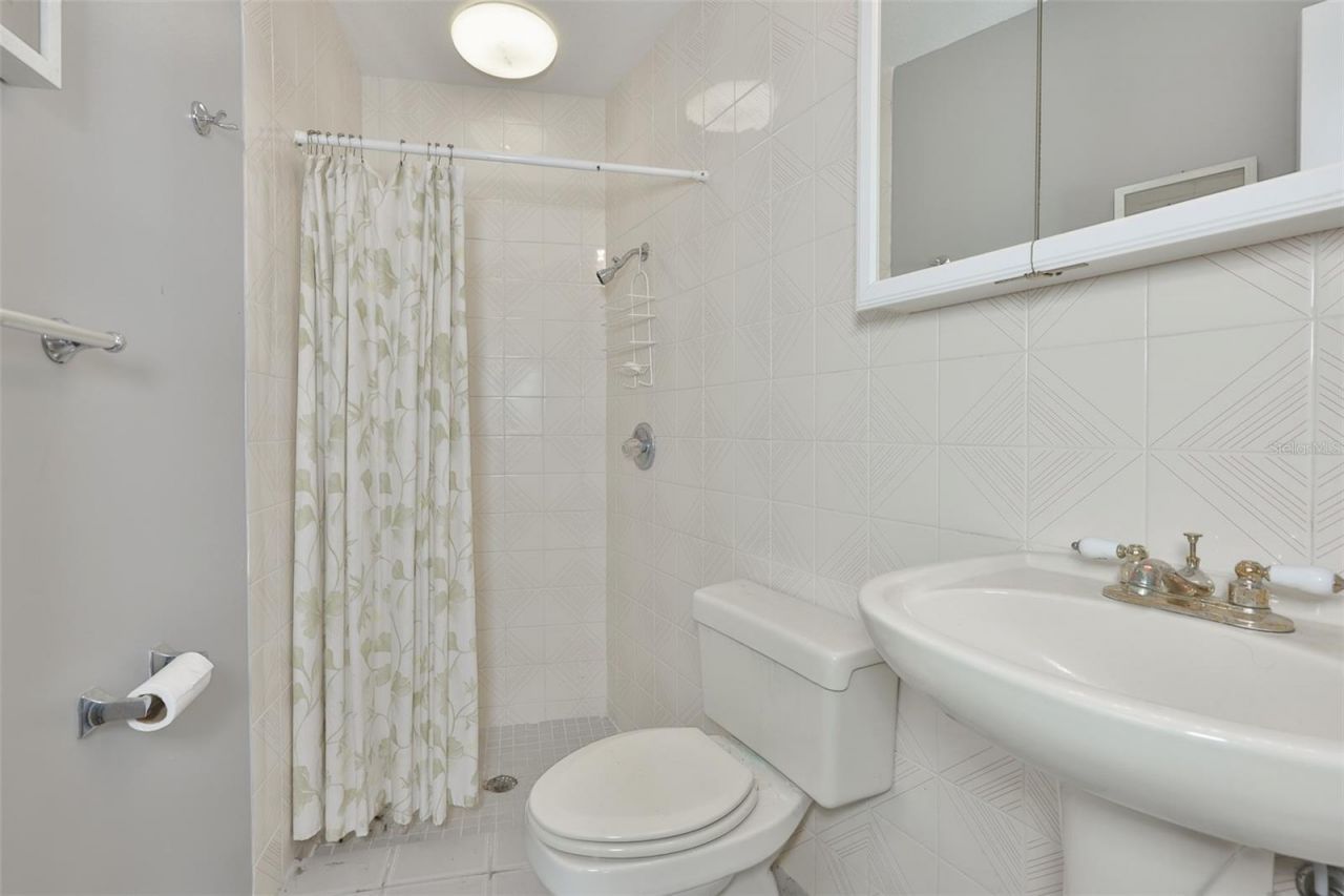1021 Symphony Isles Boulevard, Apollo Beach, FL 33572 Photo