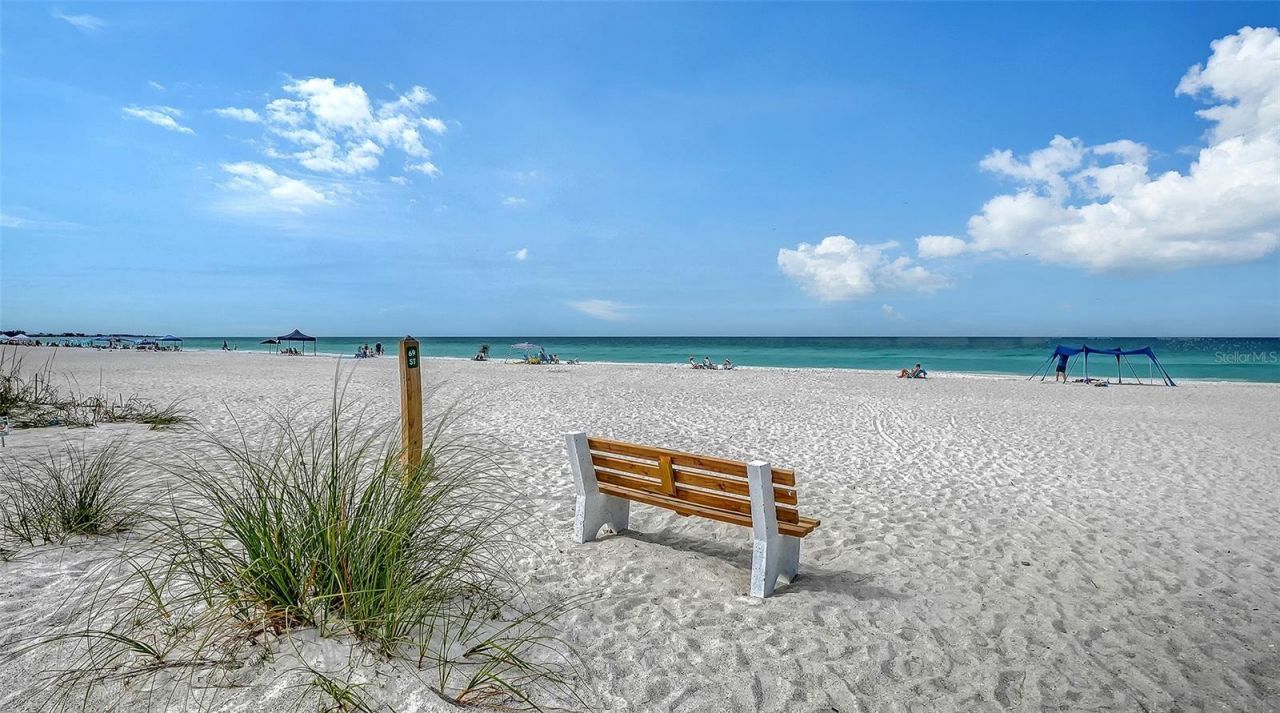 6921 Holmes Boulevard, Holmes Beach, FL 34217 Photo
