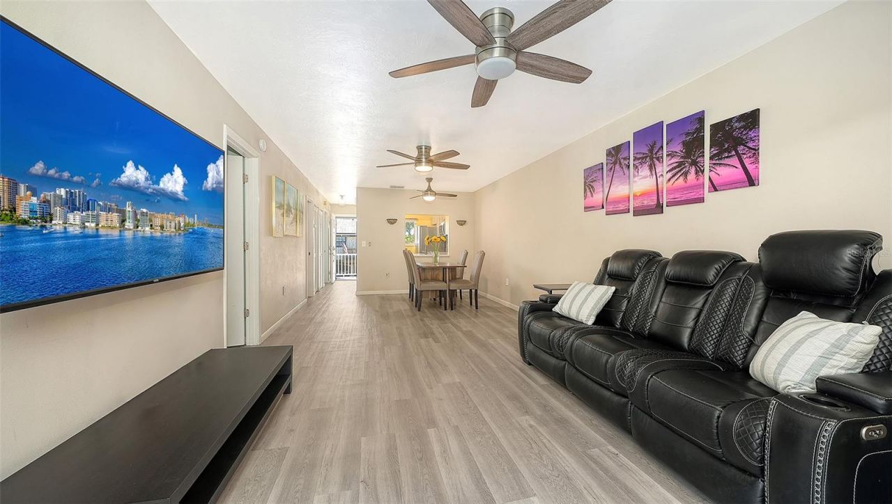 6921 Holmes Boulevard, Holmes Beach, FL 34217 Photo