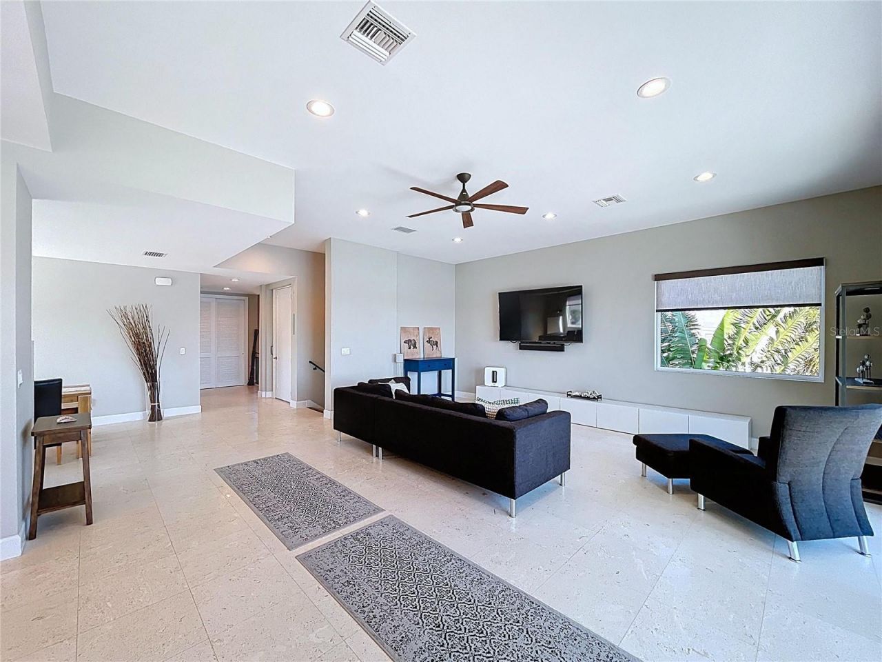 306 Bay Plz, Treasure Island, FL 33706 Photo