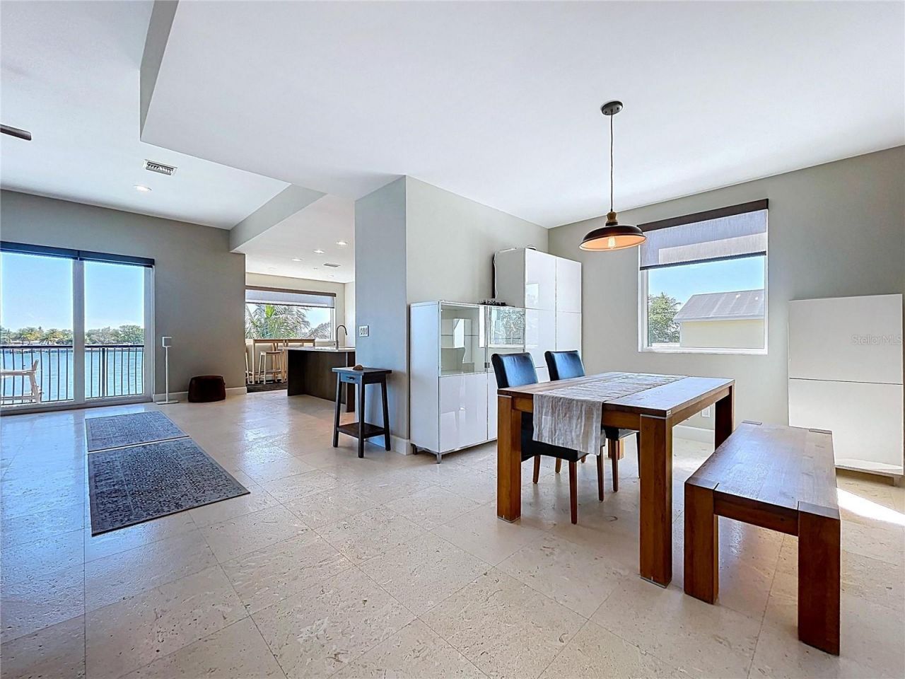 306 Bay Plz, Treasure Island, FL 33706 Photo