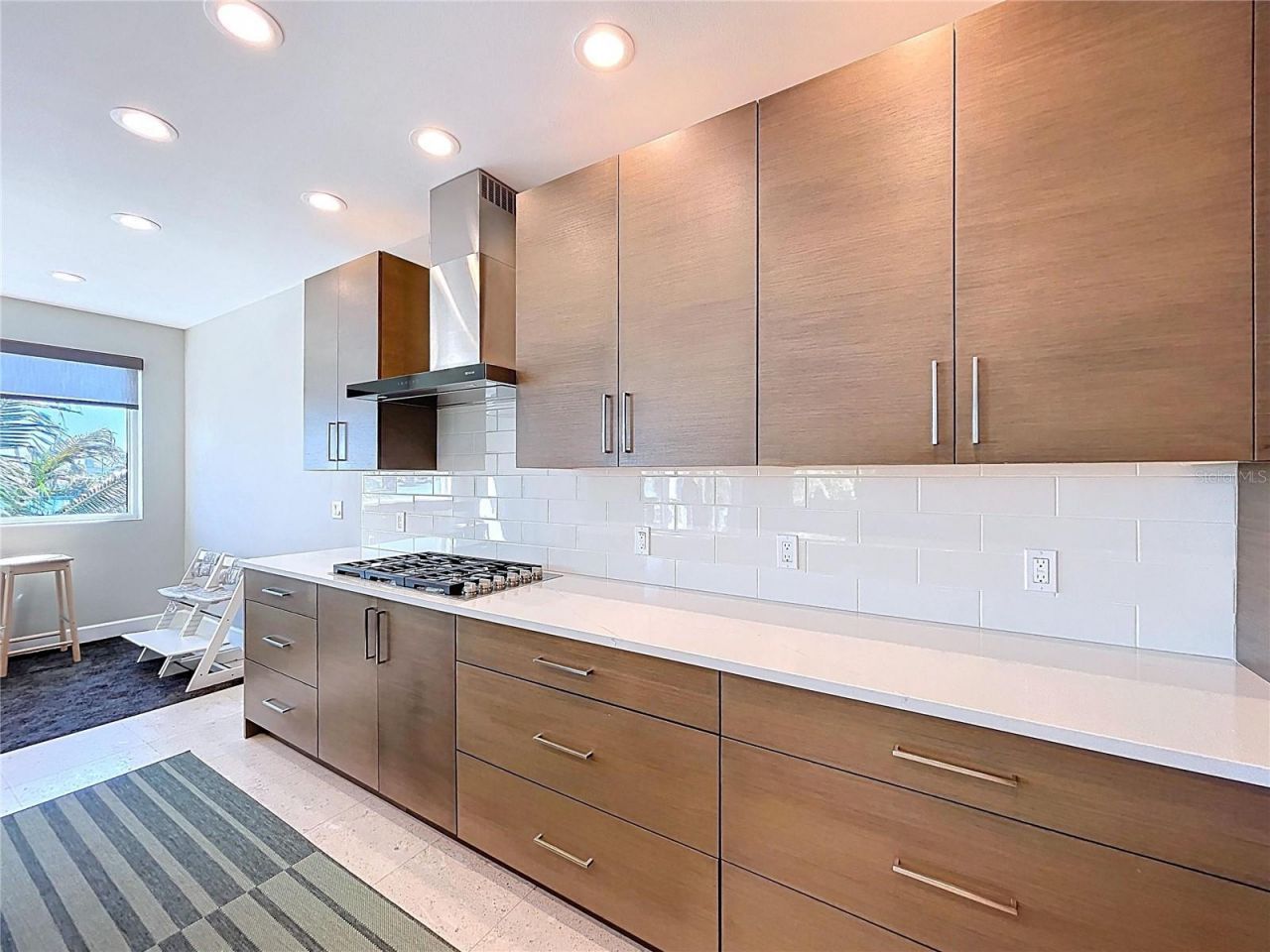 306 Bay Plz, Treasure Island, FL 33706 Photo