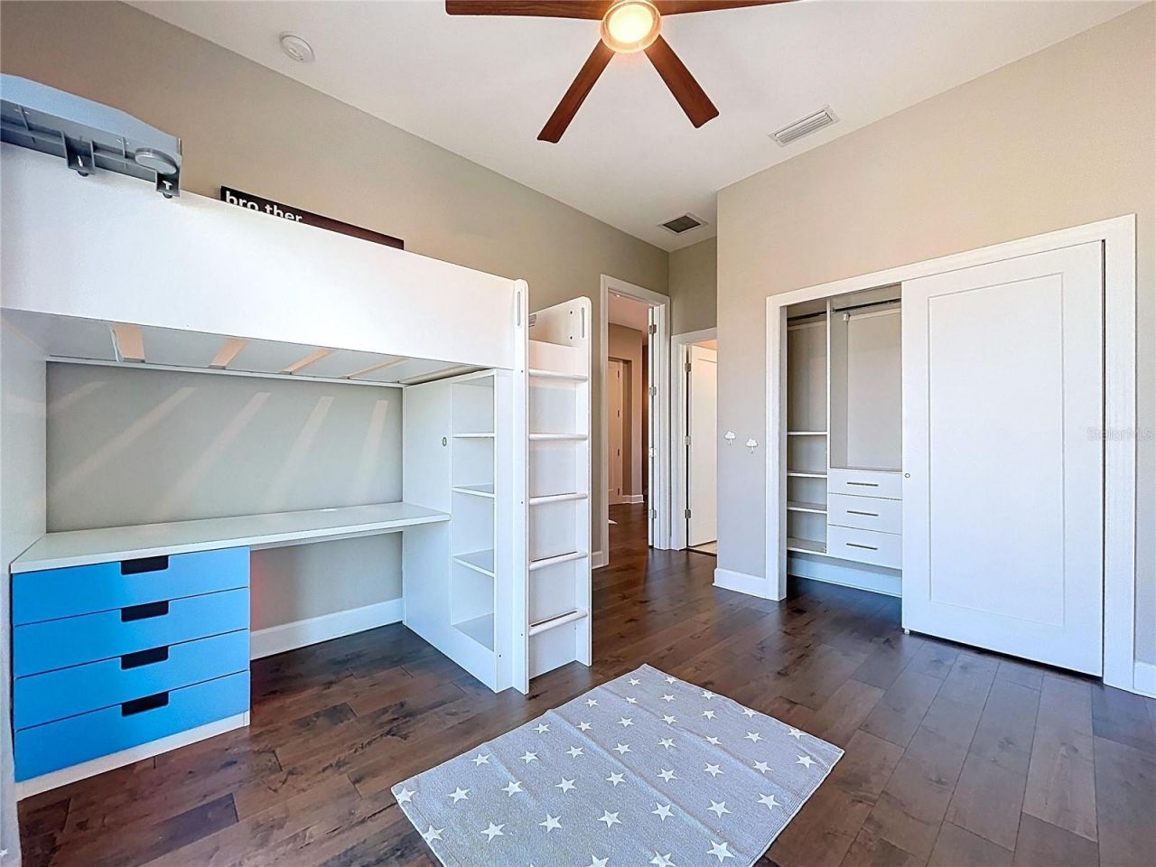 306 Bay Plz, Treasure Island, FL 33706 Photo