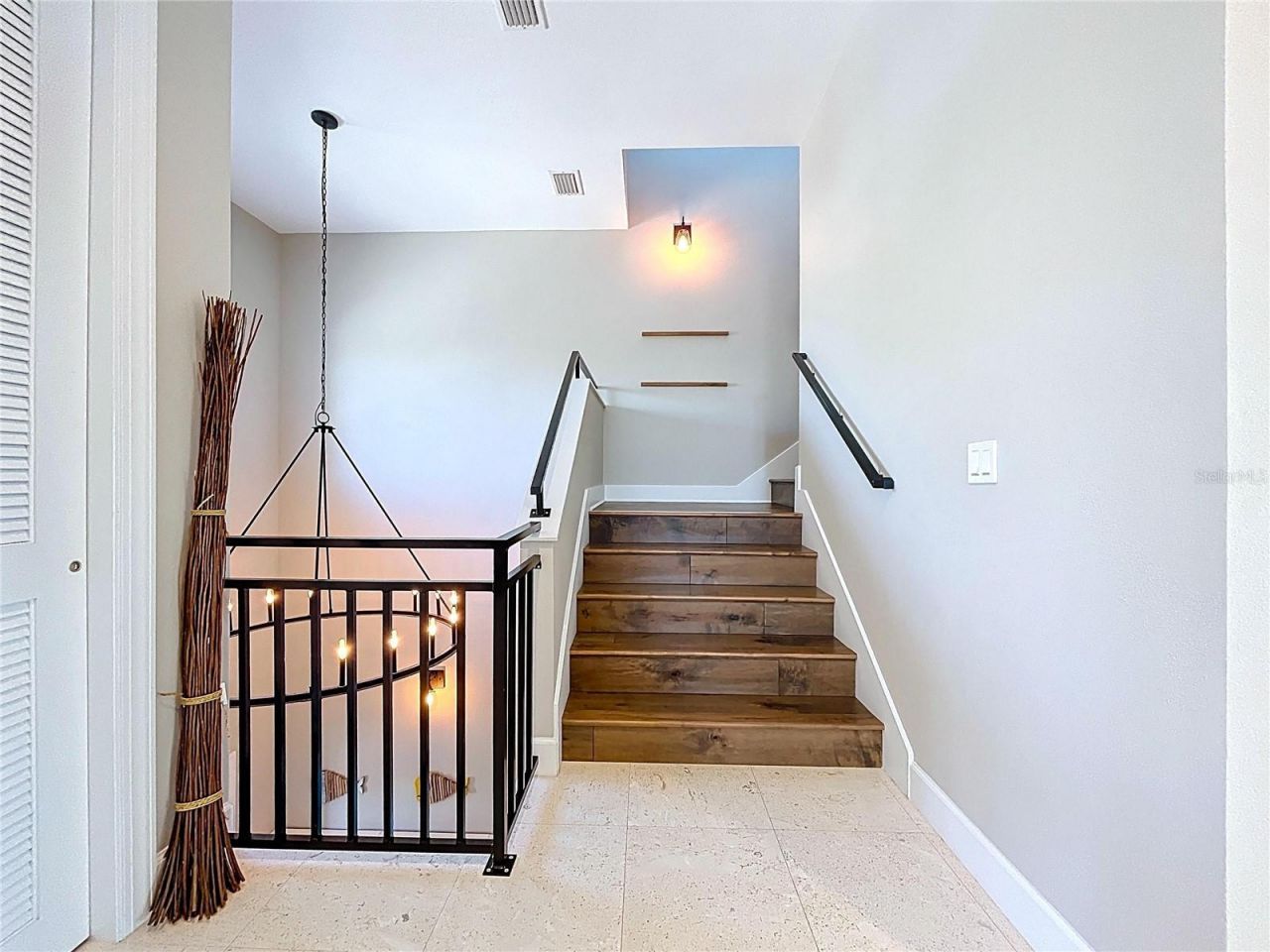 306 Bay Plz, Treasure Island, FL 33706 Photo