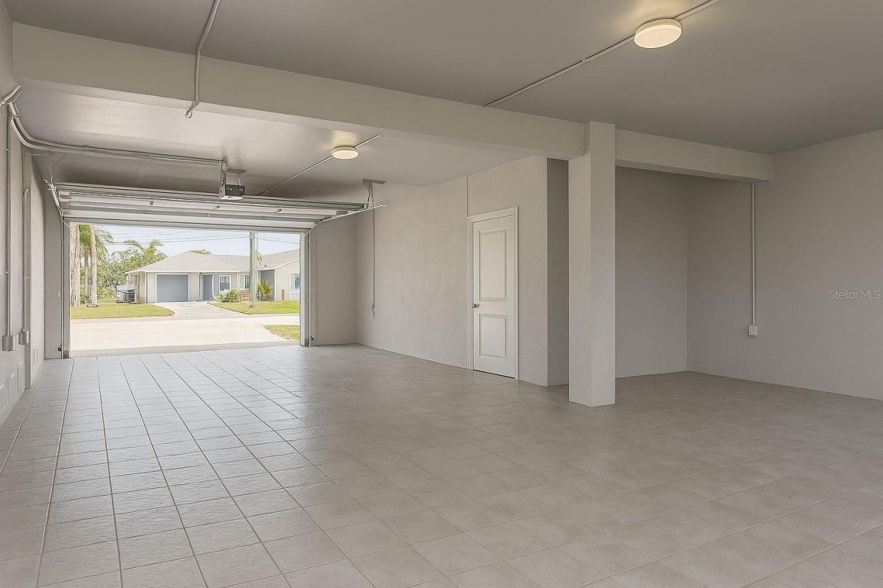 306 Bay Plz, Treasure Island, FL 33706 Photo