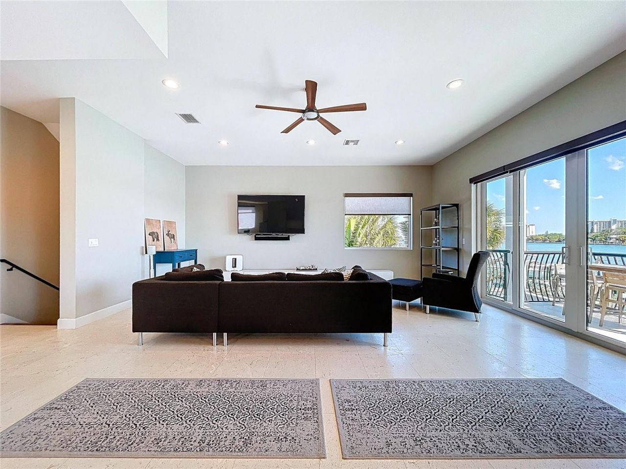 306 Bay Plz, Treasure Island, FL 33706 Photo