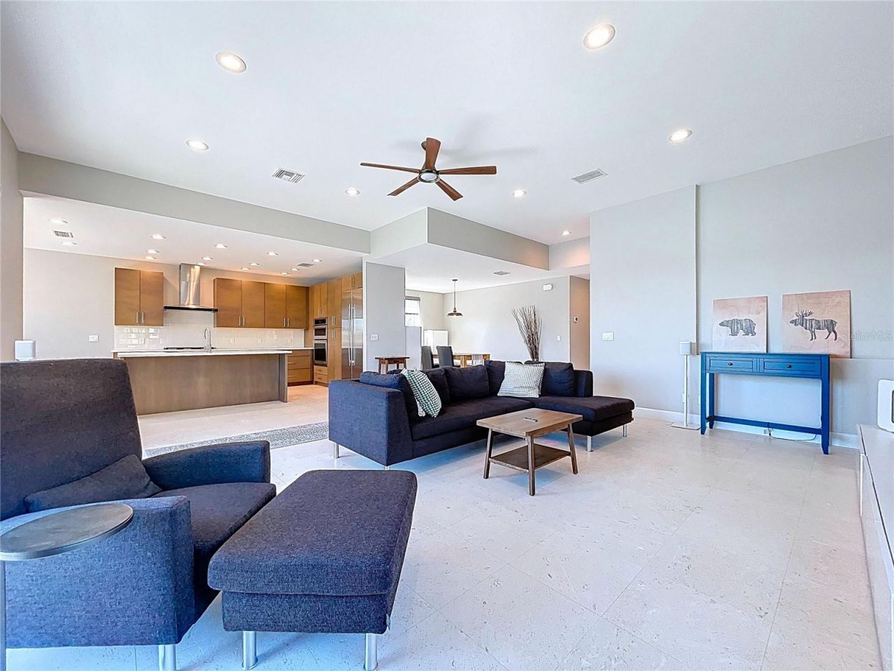 306 Bay Plz, Treasure Island, FL 33706 Photo