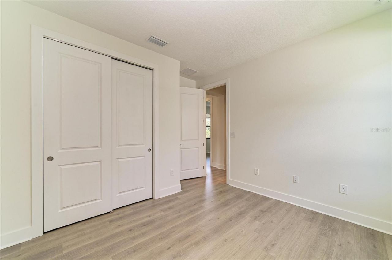 5290 Barnett Circle , Bradenton, FL 34211 Photo