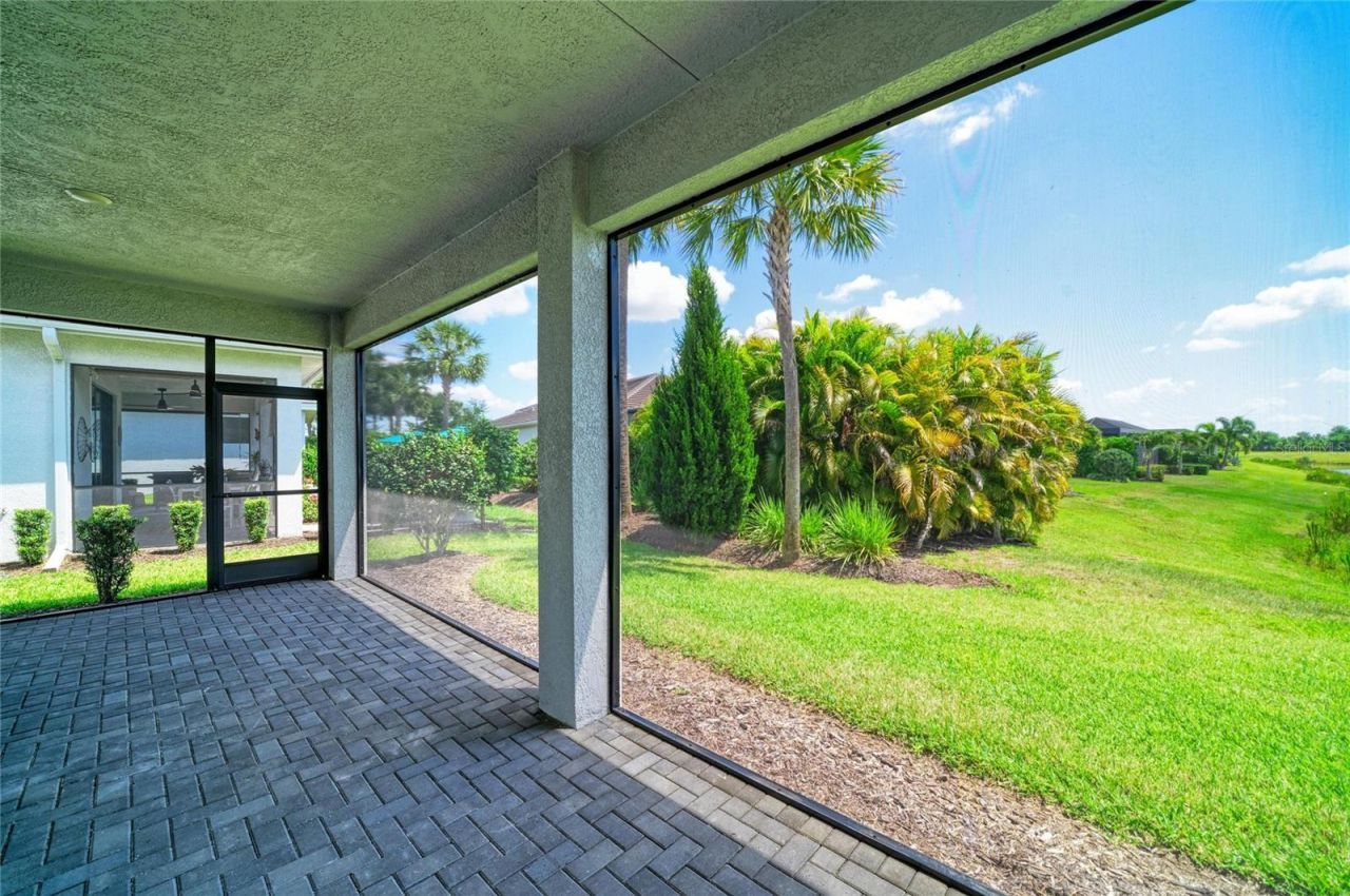 5290 Barnett Circle , Bradenton, FL 34211 Photo