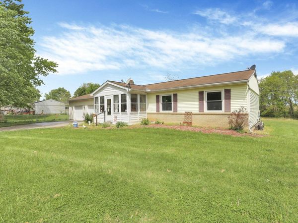 5296 Jeannie Drive NW, Carroll, OH 43112