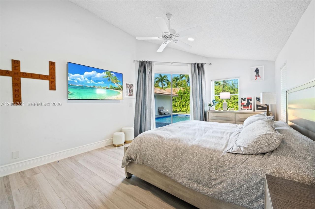 765 Bayside Ln , Weston, FL 33326 Photo