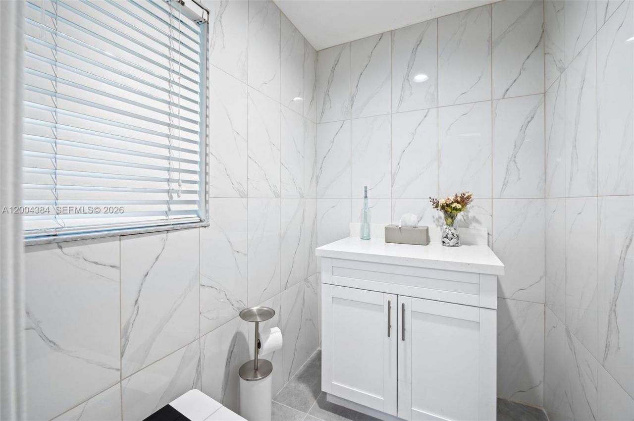 765 Bayside Ln , Weston, FL 33326 Photo