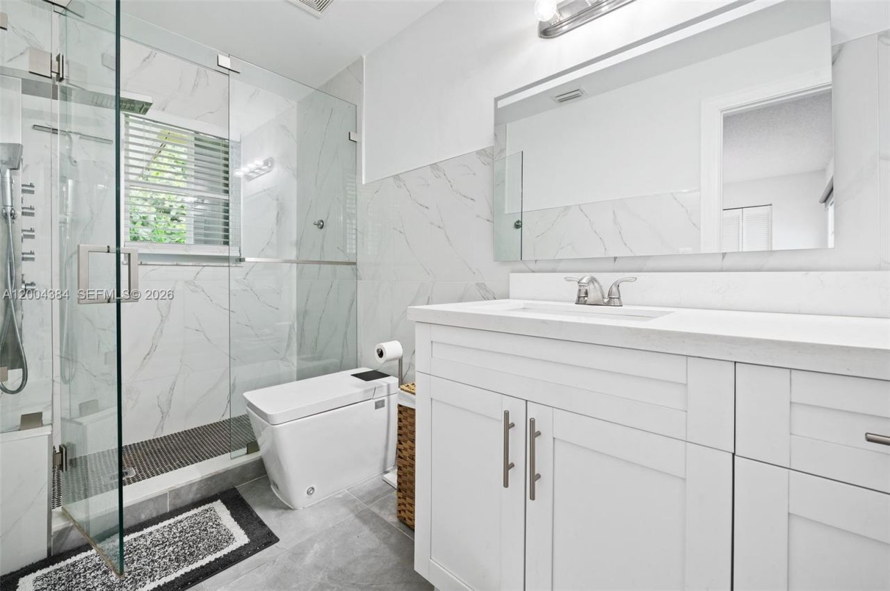 765 Bayside Ln , Weston, FL 33326 Photo