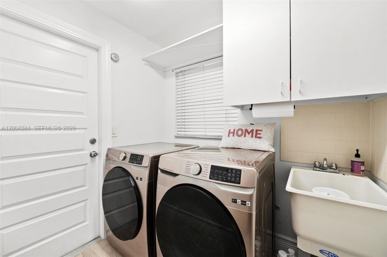 765 Bayside Ln , Weston, FL 33326 Photo
