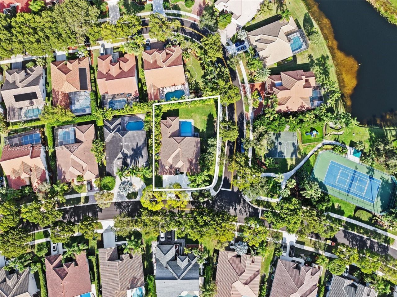 765 Bayside Ln , Weston, FL 33326 Photo