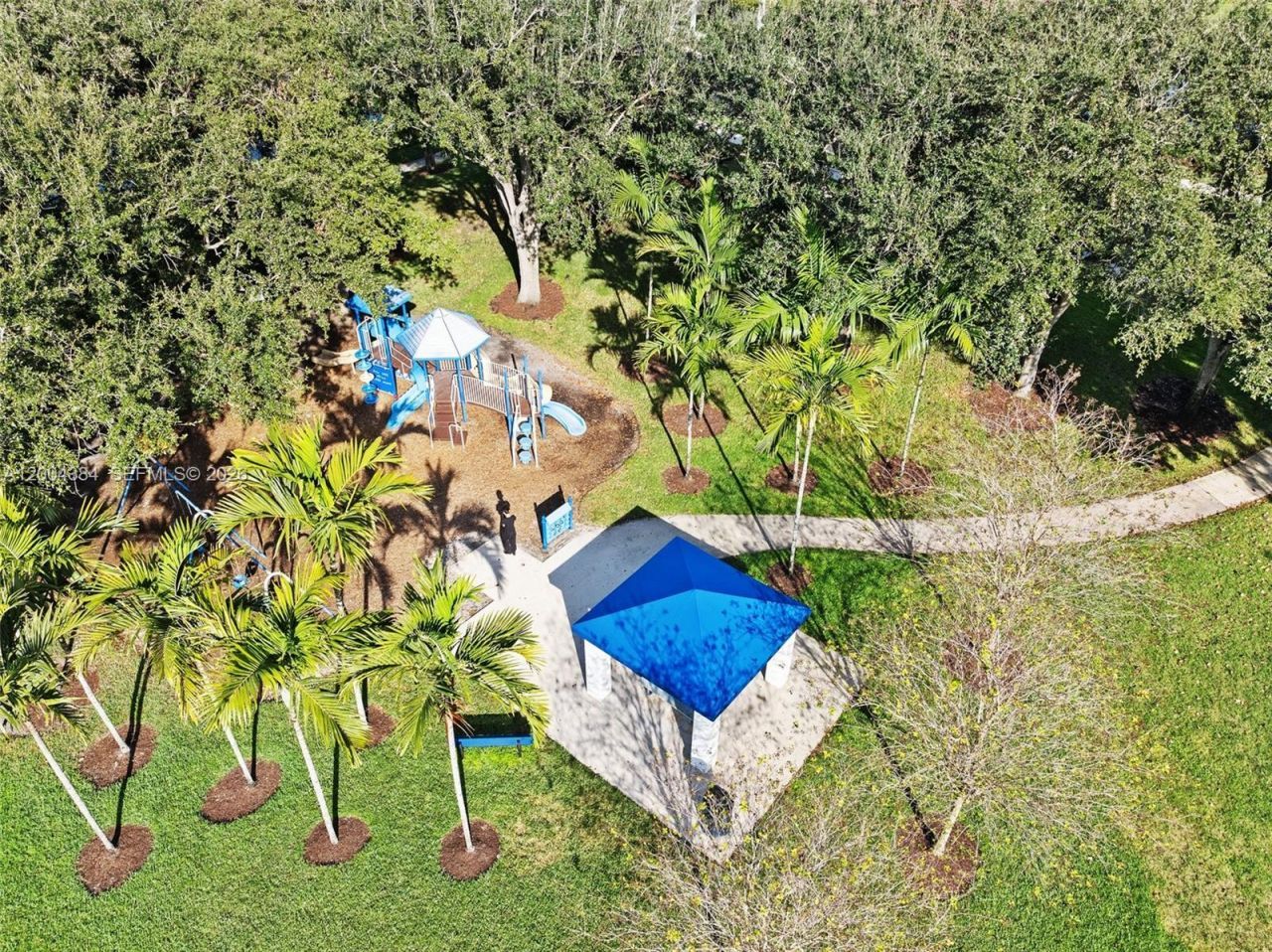 765 Bayside Ln , Weston, FL 33326 Photo