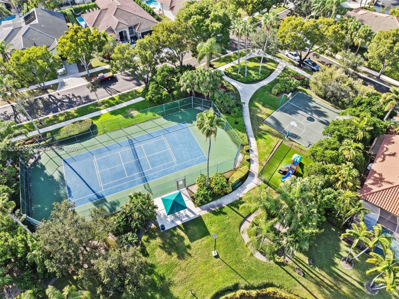 765 Bayside Ln , Weston, FL 33326 Photo