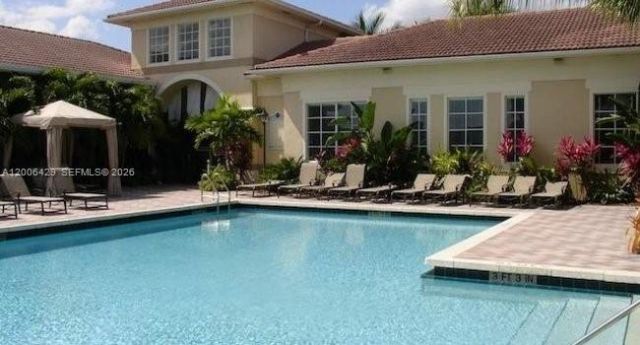 2451 Centergate Dr , Unit 303, Miramar, FL 33025 Photo