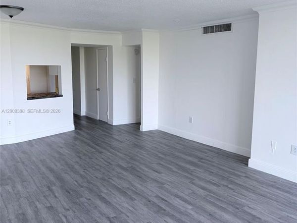 1780 NE 191st St, Unit 600-2, Miami, FL 33179