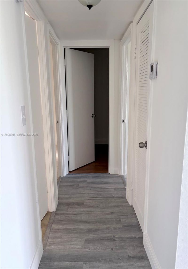 1780 NE 191st St, Unit 600-2, Miami, FL 33179 Photo