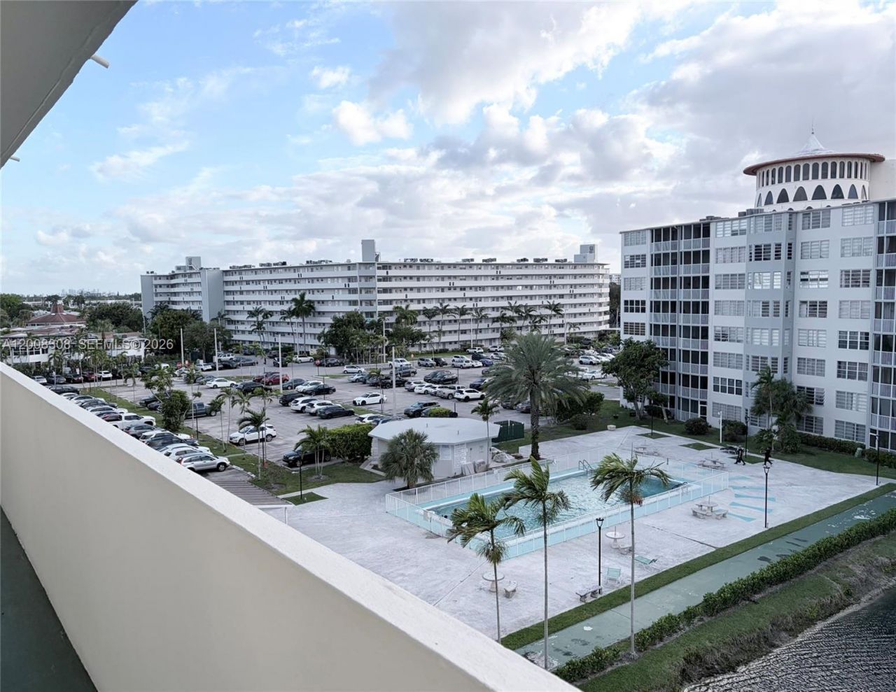 1780 NE 191st St, Unit 600-2, Miami, FL 33179 Photo