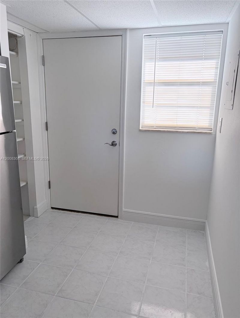 1780 NE 191st St, Unit 600-2, Miami, FL 33179 Photo