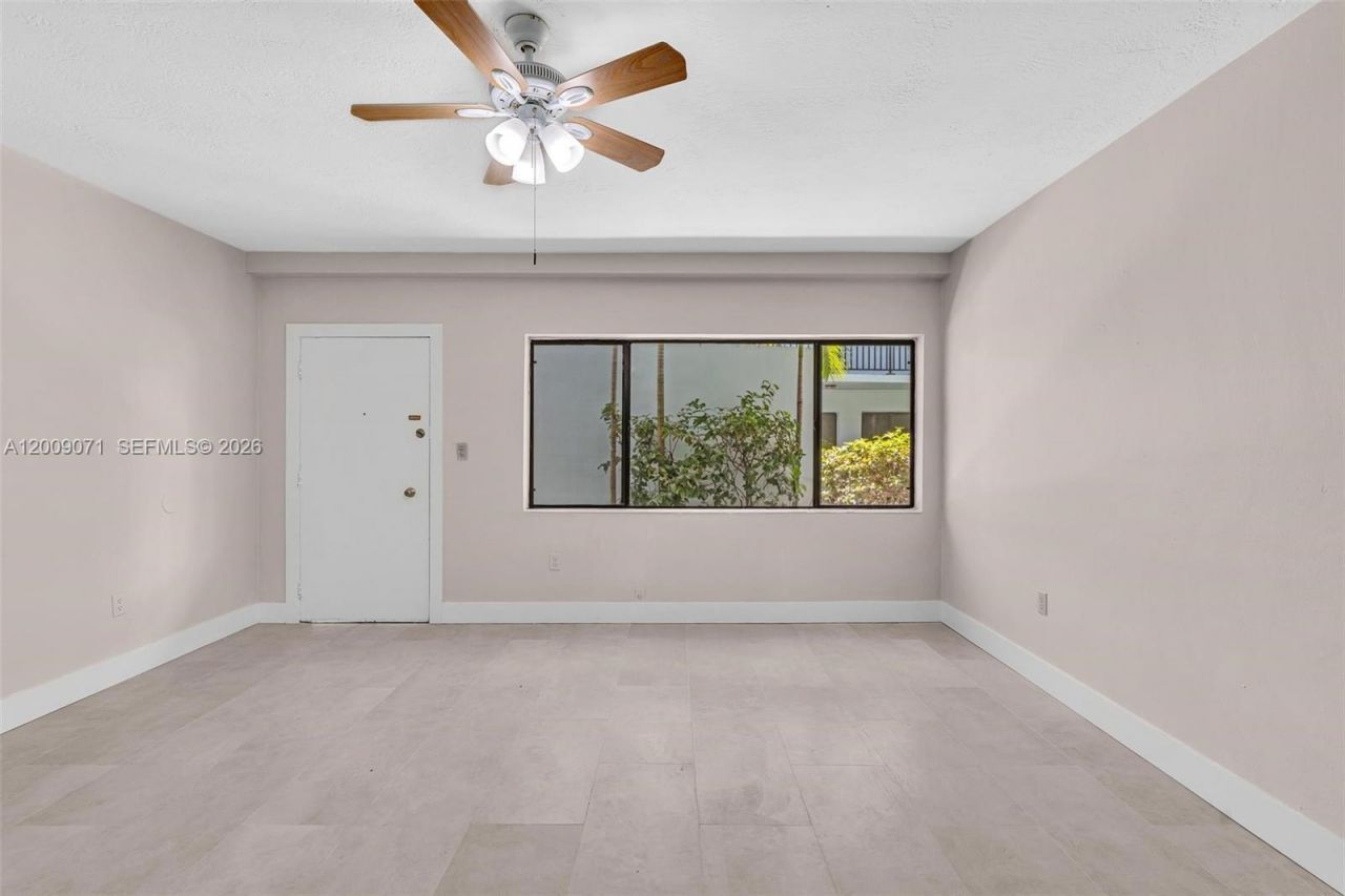 1165 Marseille Dr, Unit 17, Miami Beach, FL 33141 Photo