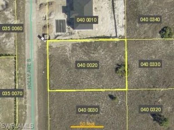 1129 Holly AVE , LEHIGH ACRES, FL 33974