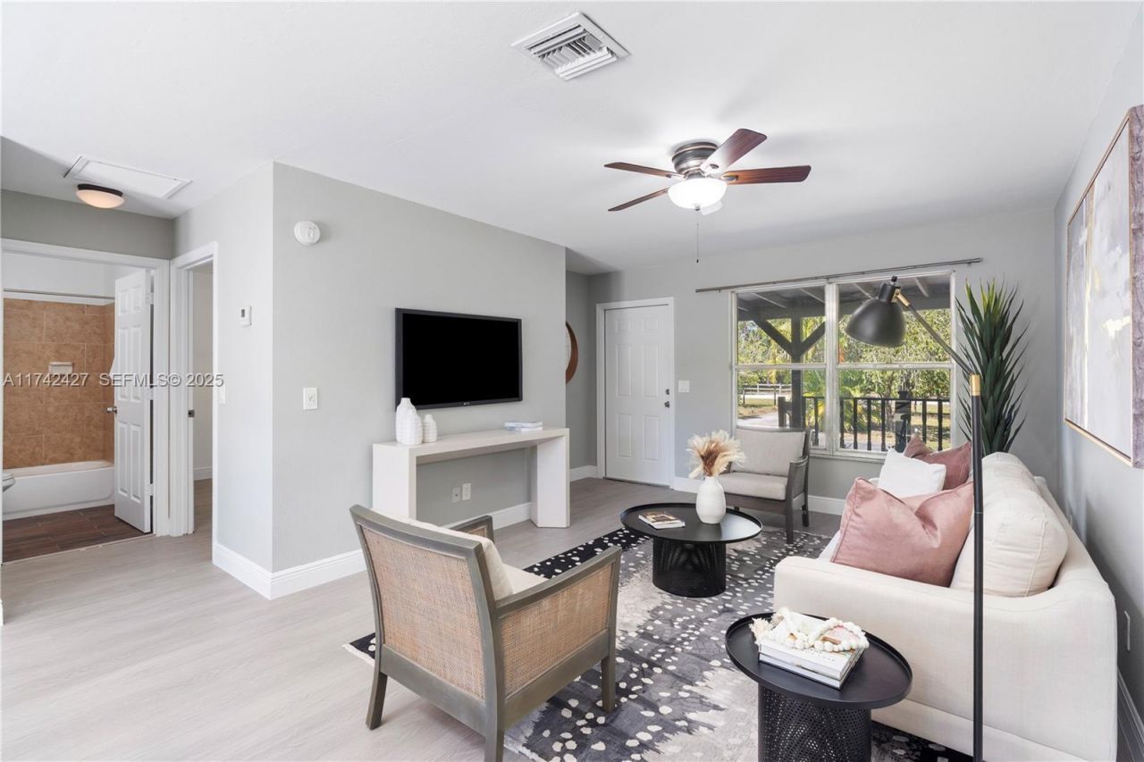 11448 N 68th St Street N, The Acreage, FL 33412 Photo