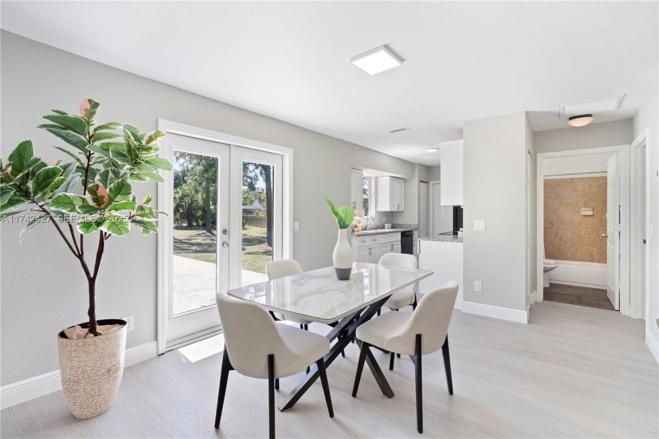 11448 N 68th St Street N, The Acreage, FL 33412 Photo