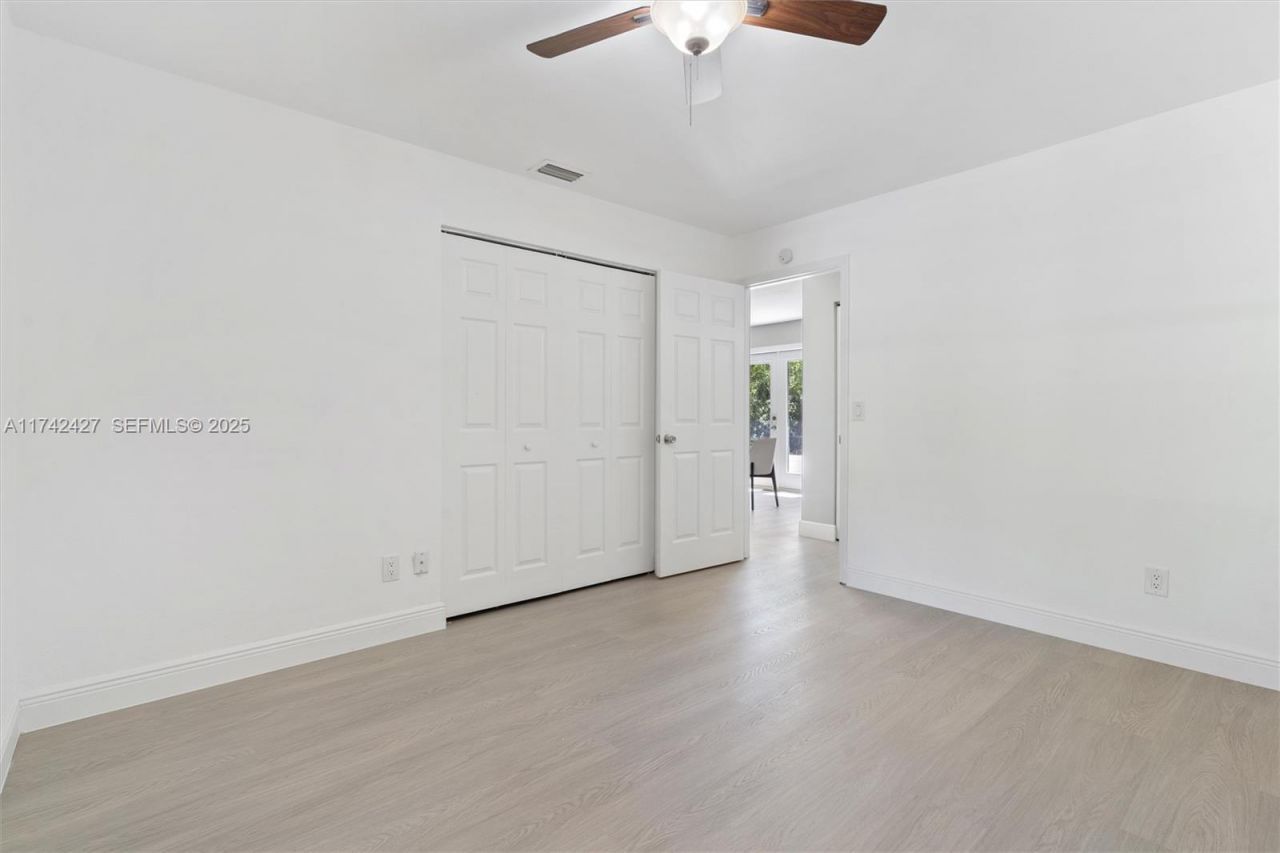 11448 N 68th St Street N, The Acreage, FL 33412 Photo