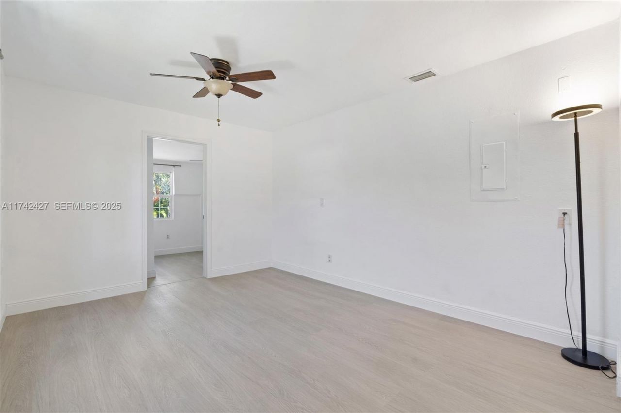 11448 N 68th St Street N, The Acreage, FL 33412 Photo